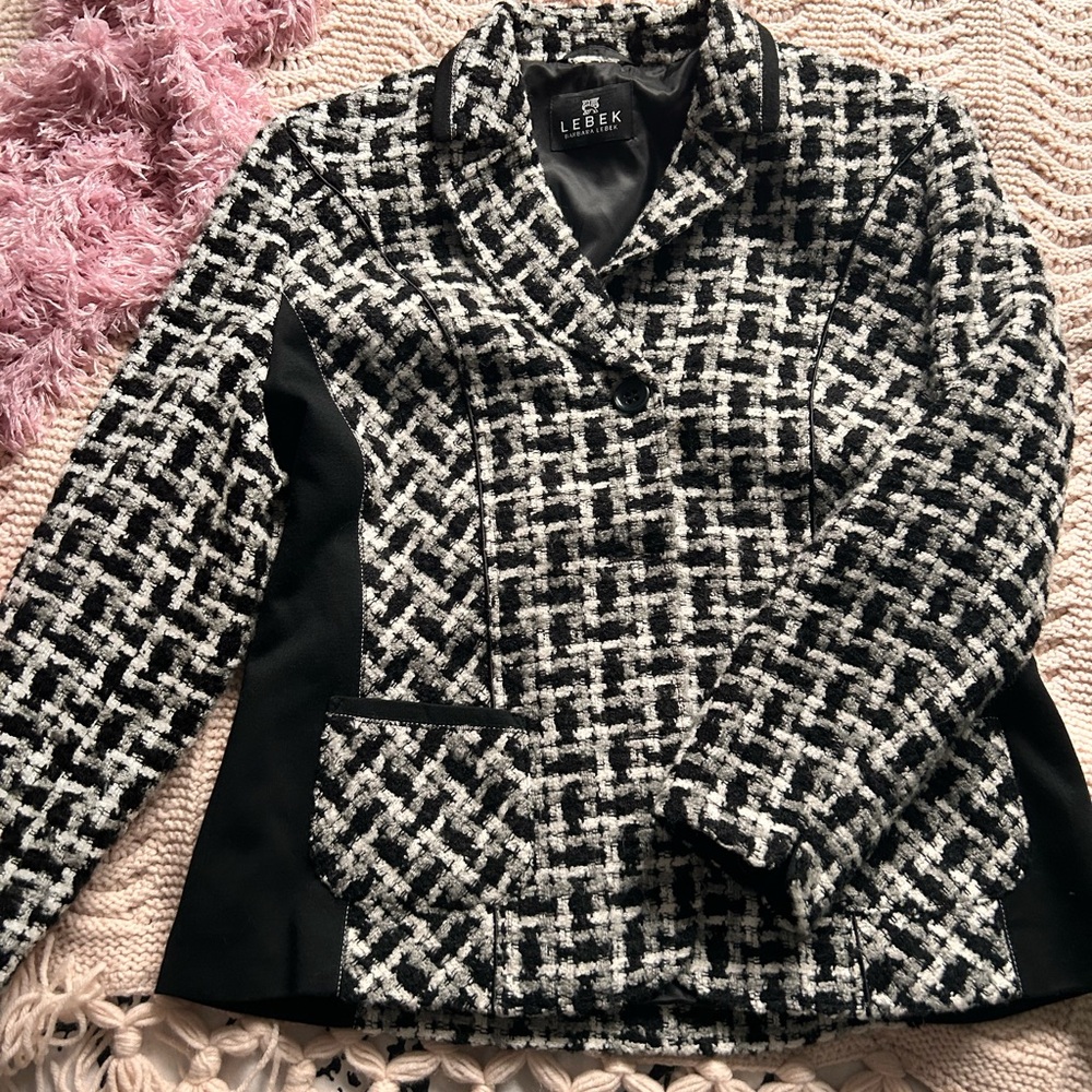 Women's Black and White Jacket